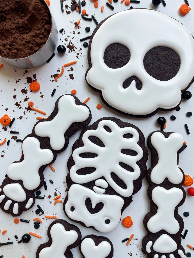 Decorating Class- Skeleton